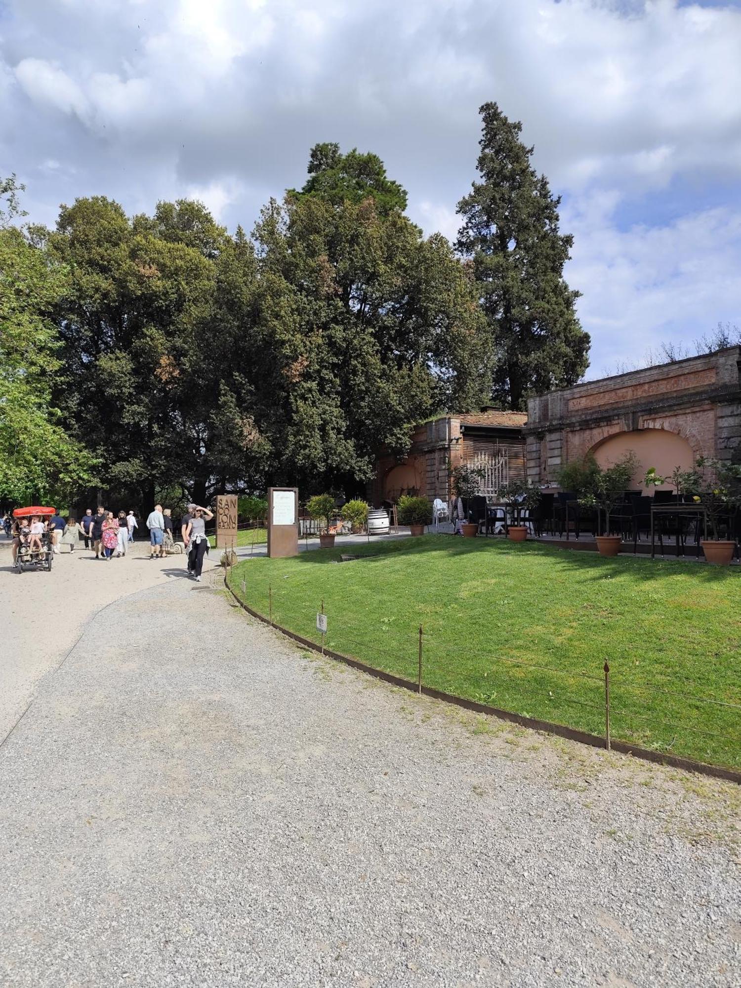 Casa Rosina + Box Per Auto 2 Bici 1,5km Dalle Mura Apartamento Lucca
